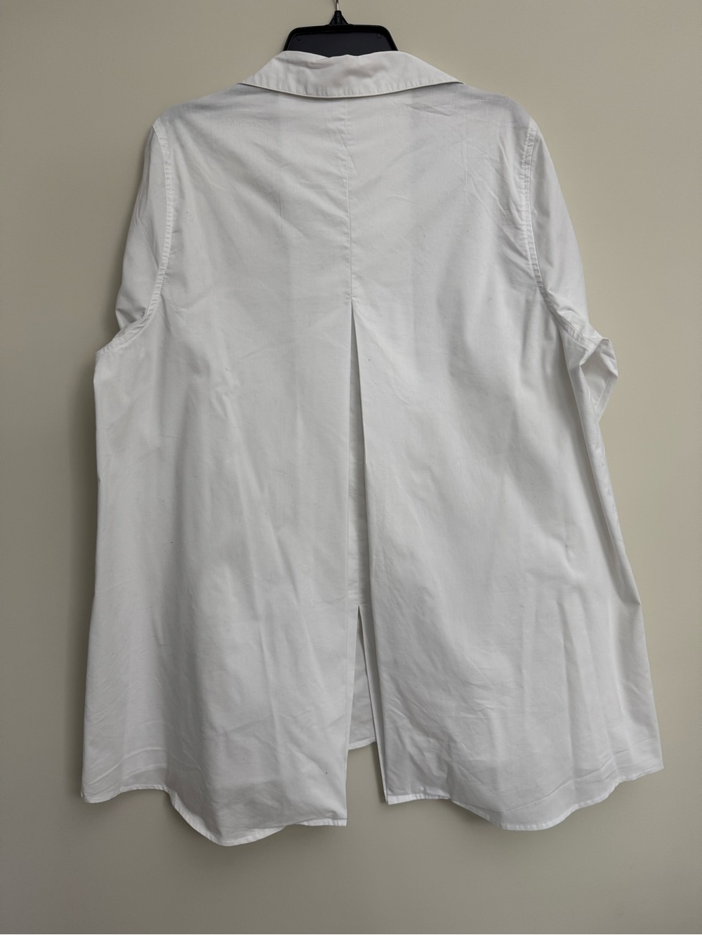 Wonderful A-Line Shaped Cotton/Poly White Blouse/Tunic